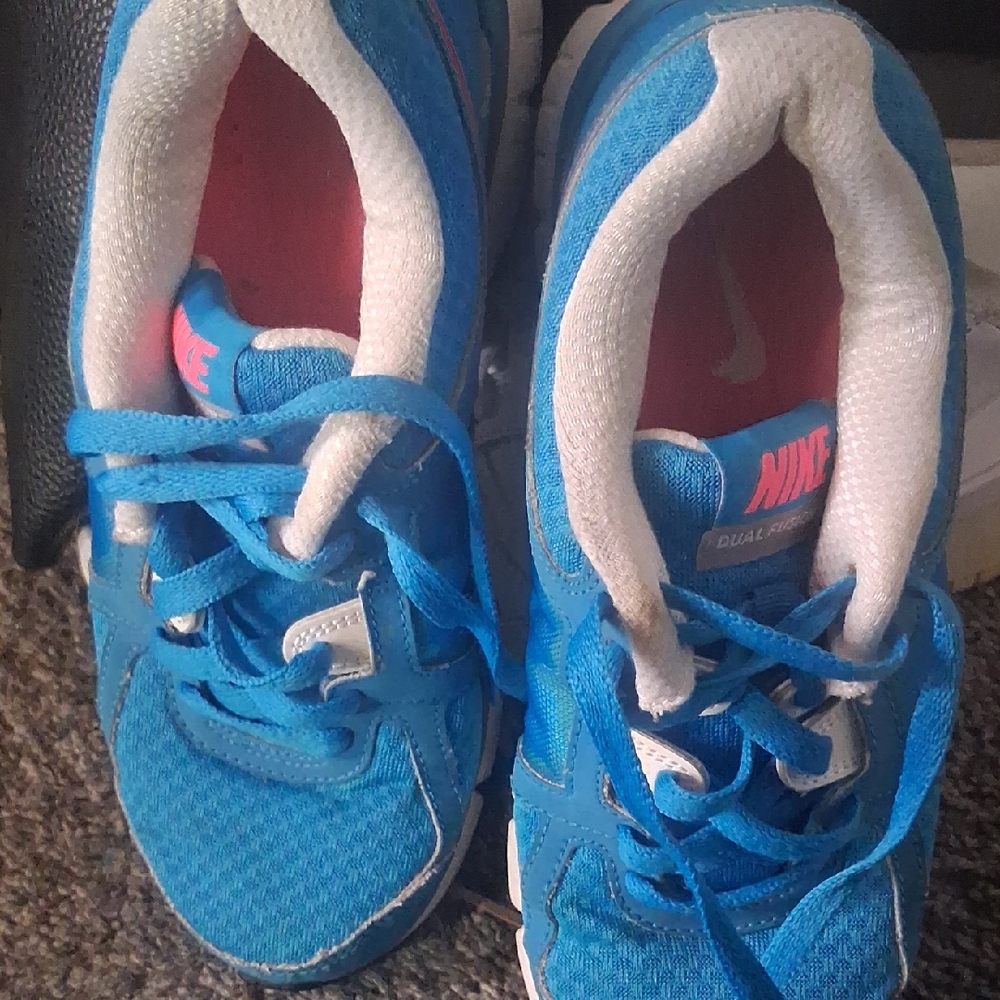 Nike Womens Bright Blue and White And N pink  Sneakers Sz 8